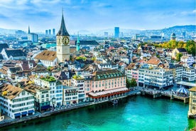 Lucerne: Private Walking Tour with Panoramic Yacht Cruise