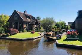 Amsterdam: Zaanse Schans and Giethoorn Day Trip with Cruise