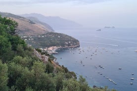 Caminhada e natação na baía de Ieranto - Costa de Amalfi e Sorrento -