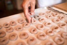 Eetervaring bij een lokaal huis in Rignano Flaminio met showcooking