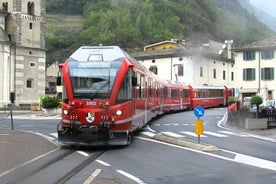 Lago de Como, trem Bernina Express e St. Moritz - dia inteiro