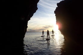 Stand Up Paddle Sunrise Caves Tour i Lagos - upphämtning av Aljezur-området