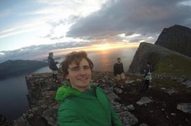 Whale island Cliff hike