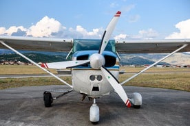 Expérience de vol panoramique en avion léger au Monténégro - visite aérienne