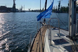 Gdańsk: Motlawa and Port yacht cruise with Welcome Drink