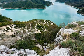 From Tirana: Bovilla Lake Tour with SUV - Hiking & Swimming.