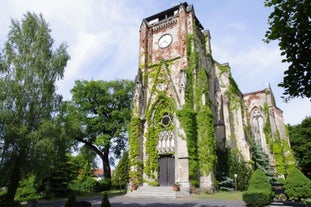 Photo of panorama of New City Hall in Hannover in a beautiful summer day, Germany.