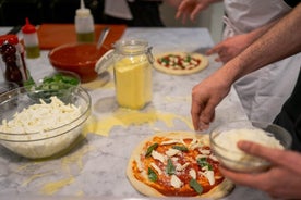 Palermo's Delight: svela i segreti della preparazione della pizza e del gelato