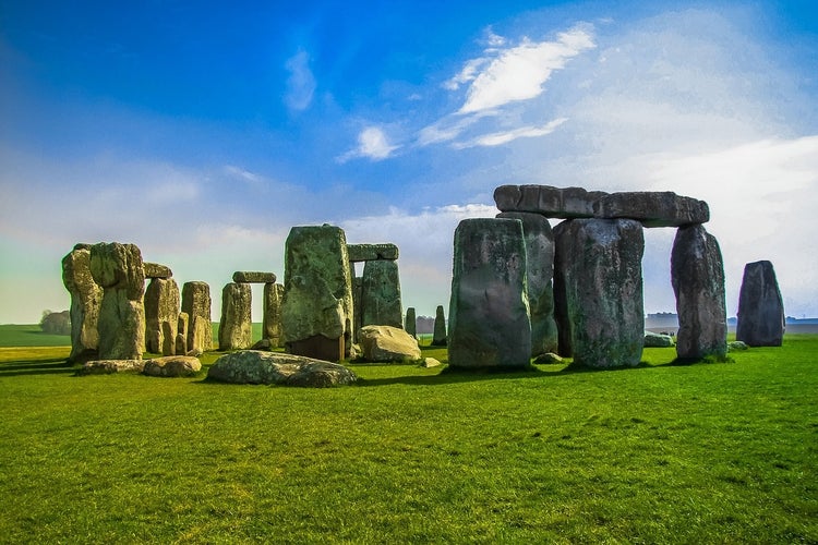 stonehenge-947348_1280.jpg