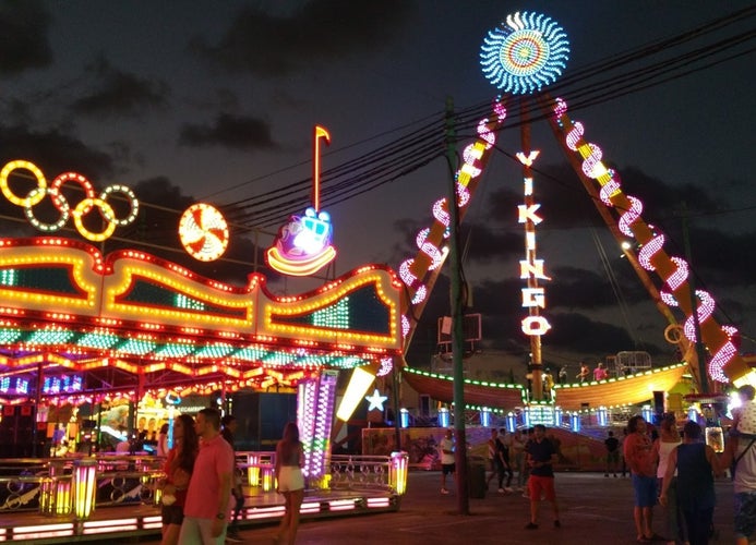 Feria_de_Malaga_Spain_(cropped).jpg