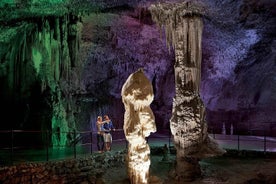 Cueva de Postojna y castillo de Predjama desde Trieste