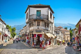 Road Trip d'une journée : Gjirokastër, Blue Eye et le château de Porto Palermo