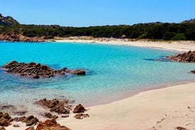 Cruzeiro à Vela no Arquipélago de Maddalena saindo de Maddalena