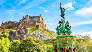 Photo of beautiful view of the old town city of Edinburgh from Calton Hill, United Kingdom.