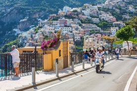 Scooter rental to visit the Amalfi Coast