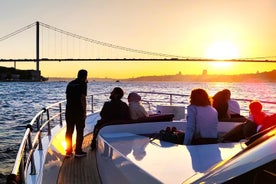 Croisière au coucher du soleil à Istanbul sur le Bosphore