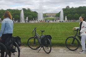 Tour di un'intera giornata in bici elettrica da Parigi a Versailles