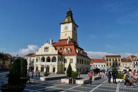 Excursión de un día al castillo de Drácula, el castillo de Peles y Brasov desde Bucarest