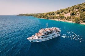 Crucero al atardecer desde Split con música en vivo y barra libre ilimitada