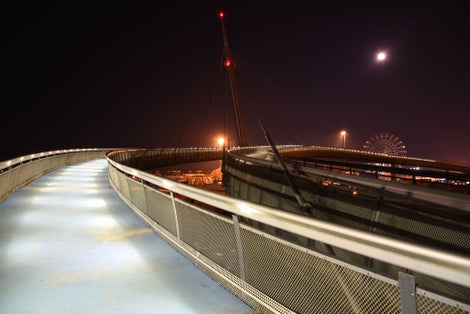 PHOTO OF Night pescara Bridge "Ponte del Mare" in the city, Abruzzo, Italy .