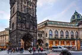 Coche privado de Múnich a Praga: traslado con visita turística de 2 horas