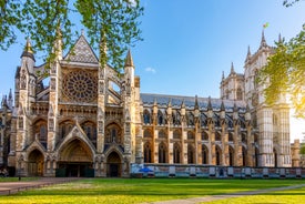 Photo of Westminster palace (Houses of Parliament) and Big Ben tower, London, UK.