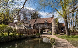 Canterbury - city in United Kingdom