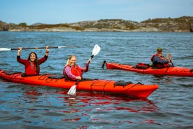 Bergen: Øygarden Islets Guided Kayaking Tour