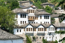 Besøg byen Gjirokastra