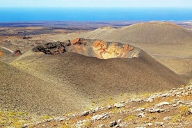 Tour privado de lujo al Parque Nacional de Timanfaya con paseo en camello