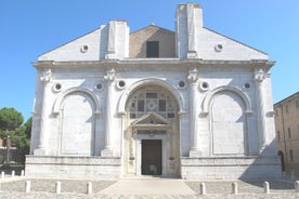 Visite semi-privée de Rimini des points forts de la ville avec un guide de premier ordre