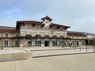Dax hostels