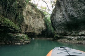 Kutaisi Canyons og Caves fra Tbilisi Heldagstur