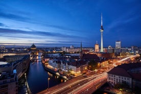 Crociera a Berlino con cena al tramonto di 4 portate, bevande incluse