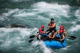 Tour de rafting de dos días en Tara