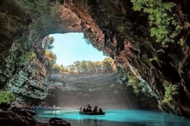 La grotte Drogarati et le lac Melissani