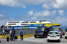 Transfert depuis et vers le port de Santorin conçu par vous