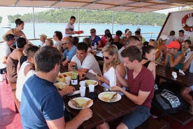 Von Zadar: Tagesausflug zum Kornati-Telascica National Park mit Frühstück und Mittagessen