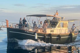 Paseo en Barco por la Bahía de Estepona Martingala