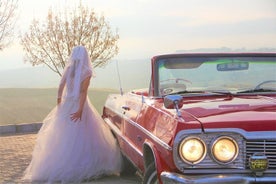 Private Sonnenaufgangstour in einem Oldtimer in Capadoccia mit Abholung