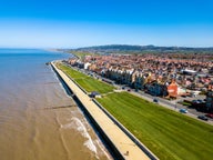 Melhores pacotes de viagem em Rhyl, País de Gales