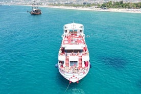 Excursion en bateau à Alanya avec boissons et déjeuner à volonté