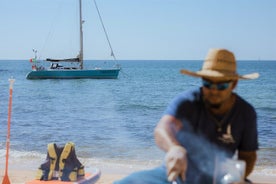 Yatch FINISMAR: 6 時間のクルーズとビーチ BBQ (14 人乗り)