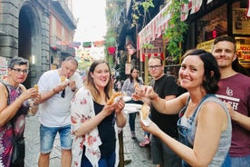 Leckere Street Food-Tour durch Neapel mit MustEat-Gourmetspezialitäten und MustSee-Sites