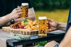 コペンハーゲンのニューハウンのパブを巡るデンマークのビール試飲ツアー