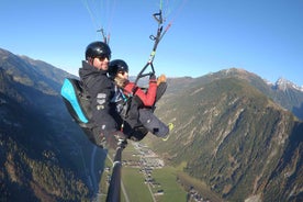 Mayrhofen: Private Paragliding Flight For All Levels