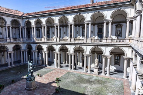 photo of view Pinacothèque de Brera - Cour intérieure, Milan,Italy.