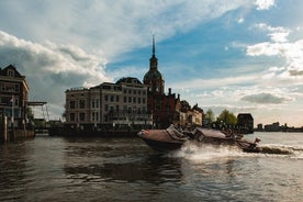 Shared Guided Walking & Boat Tour Through Historical Dordrecht