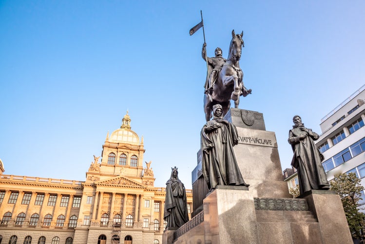 Wenceslas Square Prague.jpg