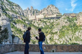 Excursión privada a Montserrat de 7 horas desde Barcelona con almuerzo